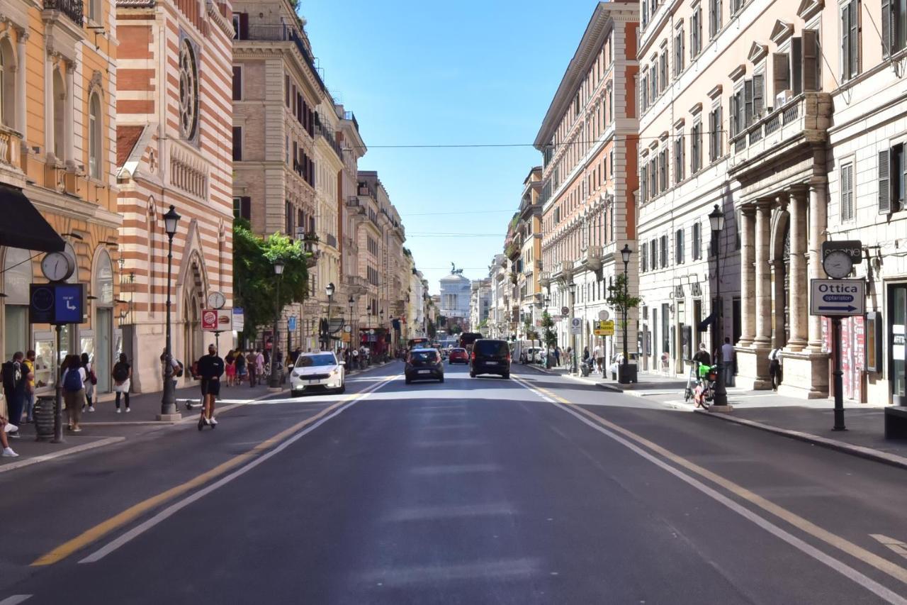 Sacconi Palace Suite Roma エクステリア 写真