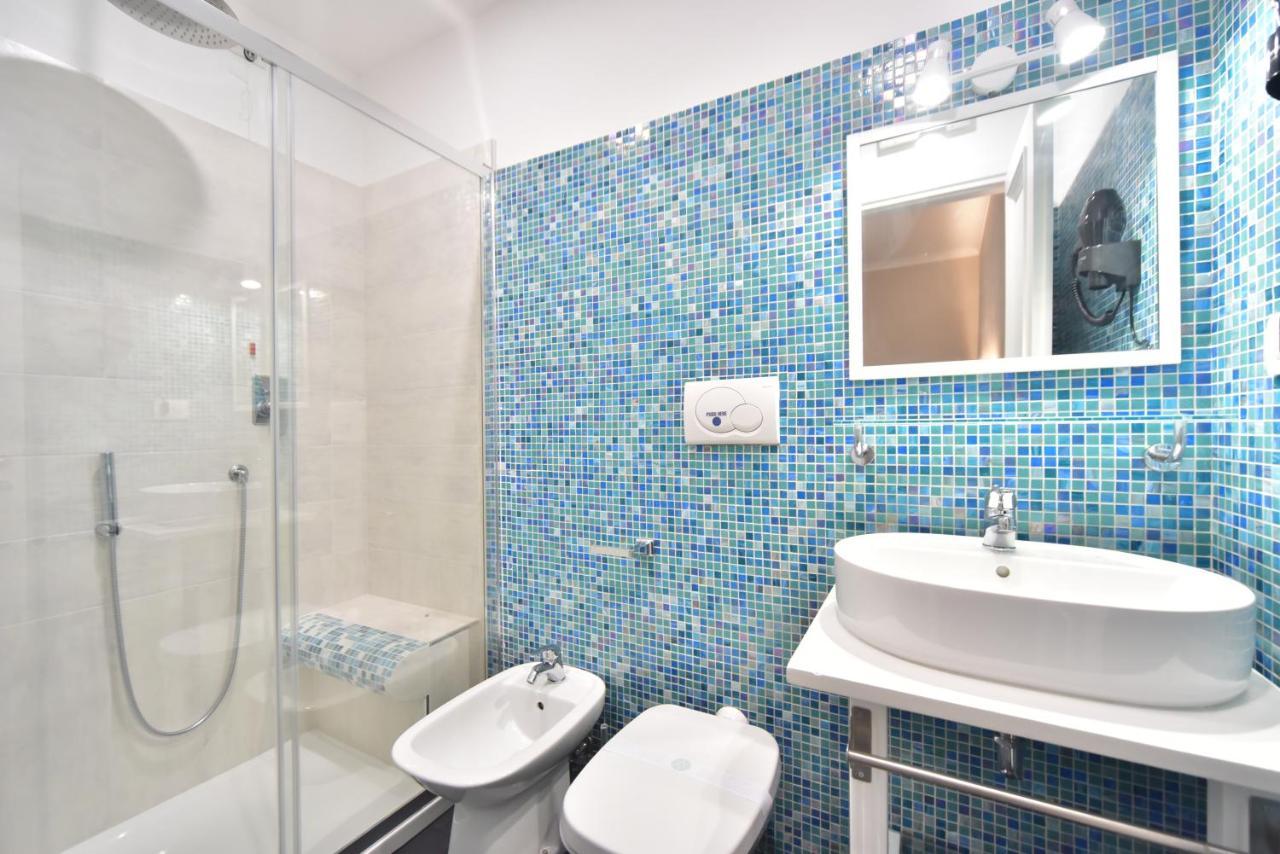 Sacconi Palace Suite Roma エクステリア 写真