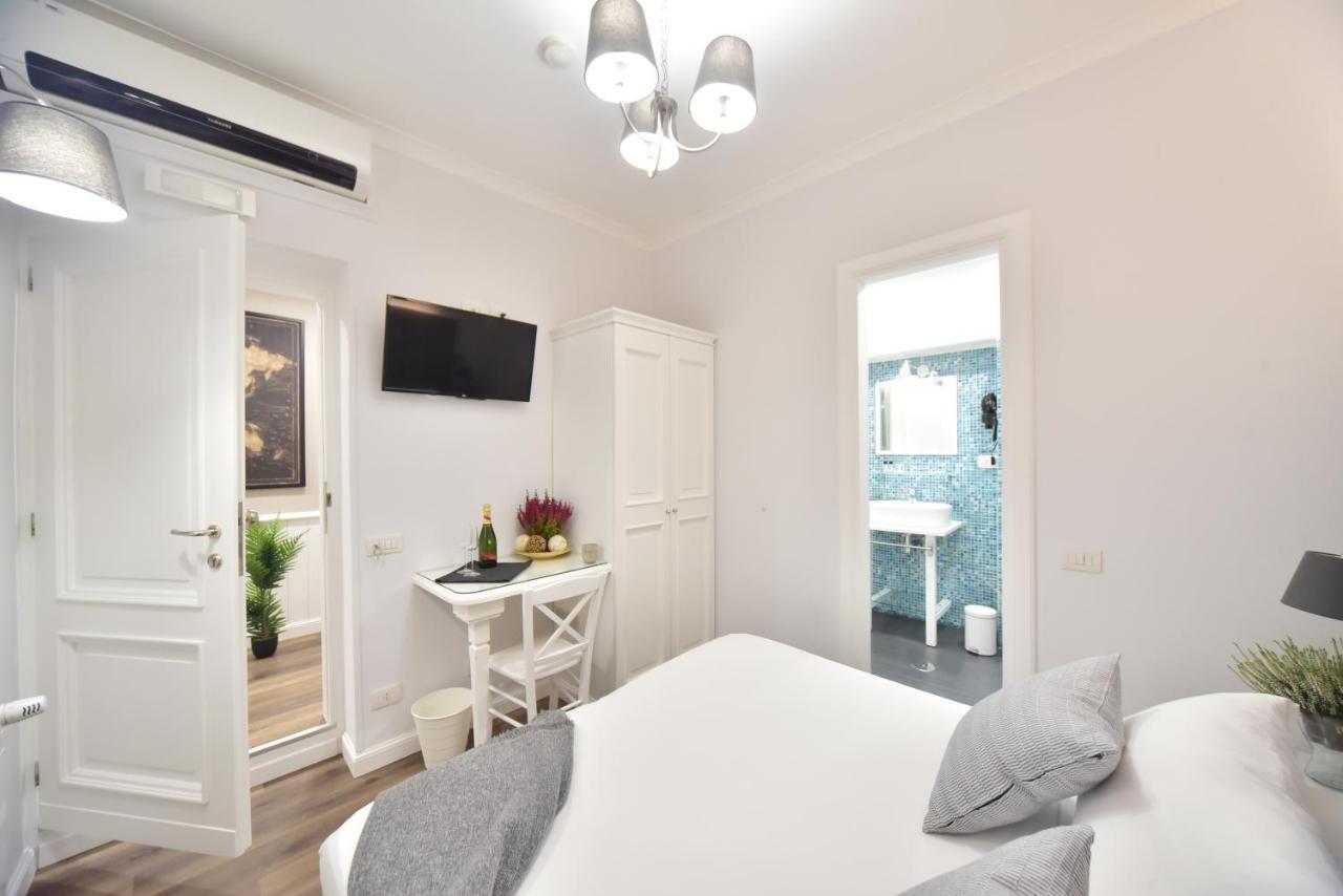 Sacconi Palace Suite Roma エクステリア 写真
