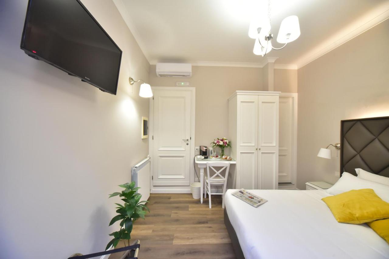 Sacconi Palace Suite Roma エクステリア 写真